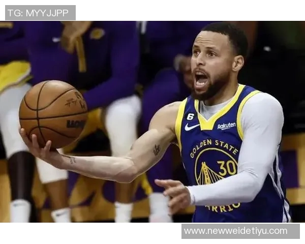 科尔谈库里缺阵球队表现三分球只是吉米多样进攻的一个选择 科尔谈库里缺阵球队表现三分球只是吉米多样进攻的一个选择