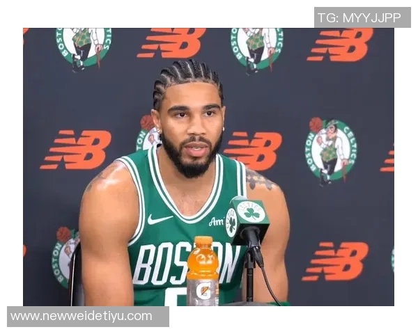 格里芬分析塔图姆复出时间10个月与16个月对伤病风险的影响 格里芬分析塔图姆复出时间10个月与16个月对伤病风险的影响