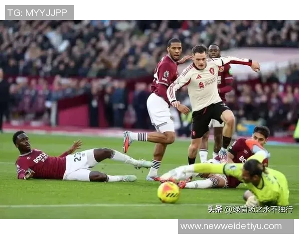 维尔茨精准助攻被加克波失误破坏赛场瞬间引发热议