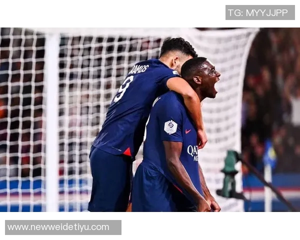 巴黎新援扎巴尔尼23岁表现抢眼空门救险助球队稳固主力地位