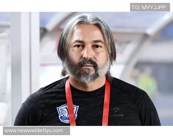 中国足球小将2015年泰国夺冠全胜战绩决赛击败毛剑卿执教的上海卿训 中国足球小将2015年泰国夺冠全胜战绩决赛击败毛剑卿执教的上海卿训